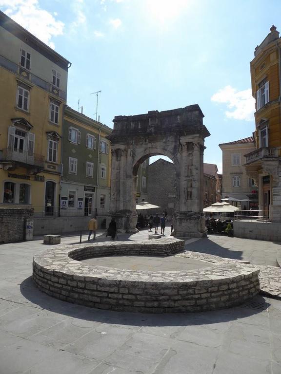 PUY Apartment Asja Old City Center מראה חיצוני תמונה