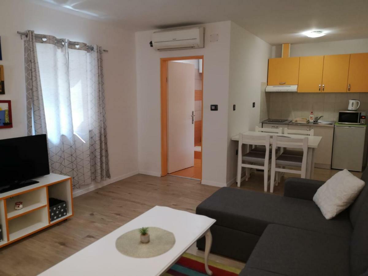 PUY Apartment Asja Old City Center מראה חיצוני תמונה