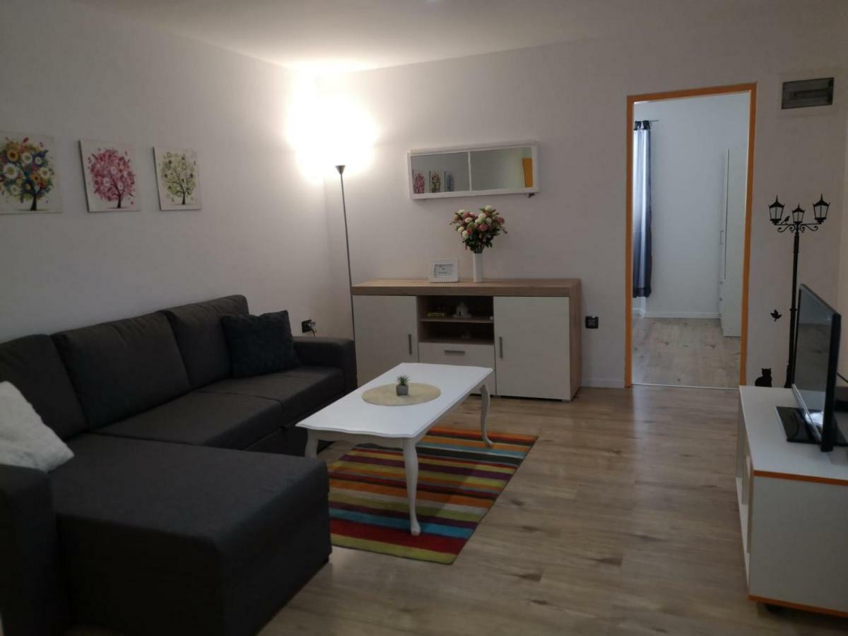 PUY Apartment Asja Old City Center מראה חיצוני תמונה