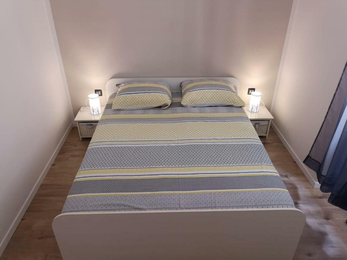 PUY Apartment Asja Old City Center מראה חיצוני תמונה