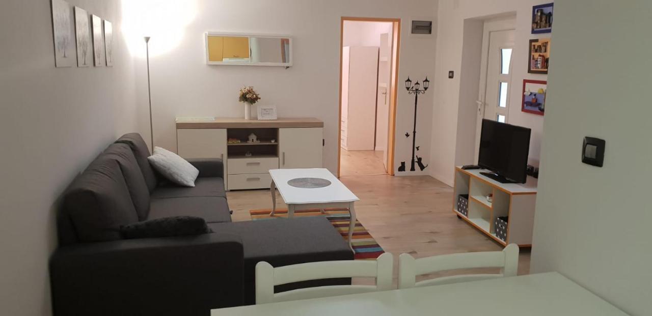 PUY Apartment Asja Old City Center מראה חיצוני תמונה